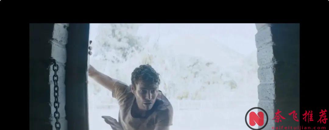 這部重口味電影《人肉農場》看得讓人絕望，女人用來產奶，男人直接端上餐桌，