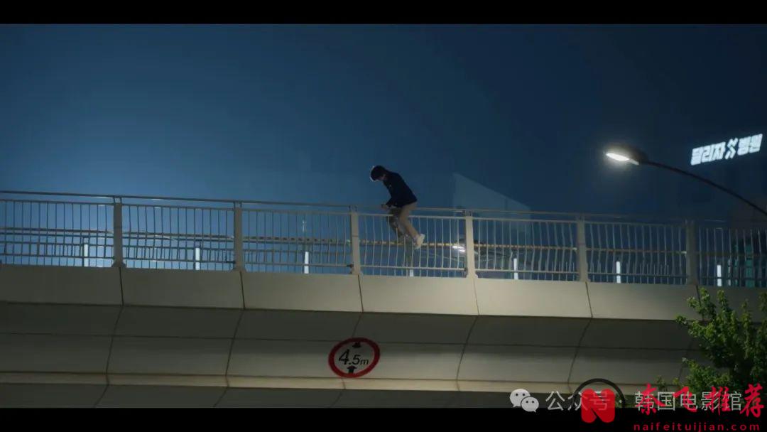 以暴制暴，這部韓劇《黑社會的我成爲了高中生》的劇情夠爽夠勁爆！