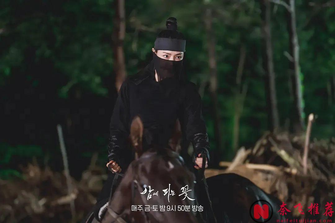 高开高走，韩剧《夜晚开的花》收视创纪录，这才是真正的大女主！