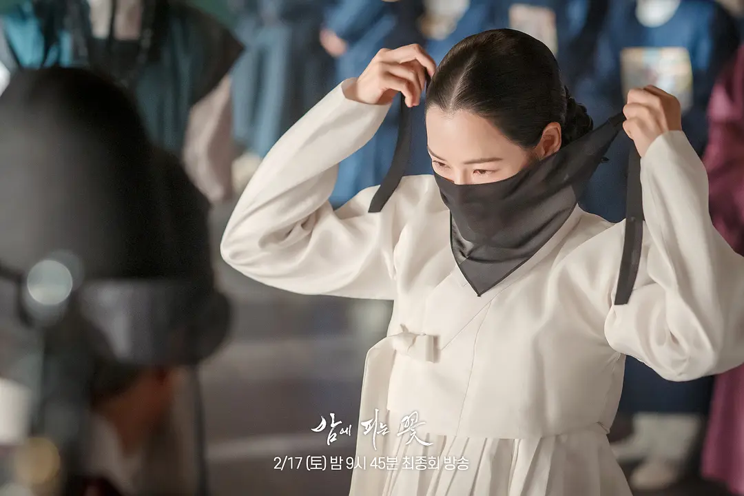 高開高走，韓劇《夜晚開的花》收視創紀錄，這纔是真正的大女主！