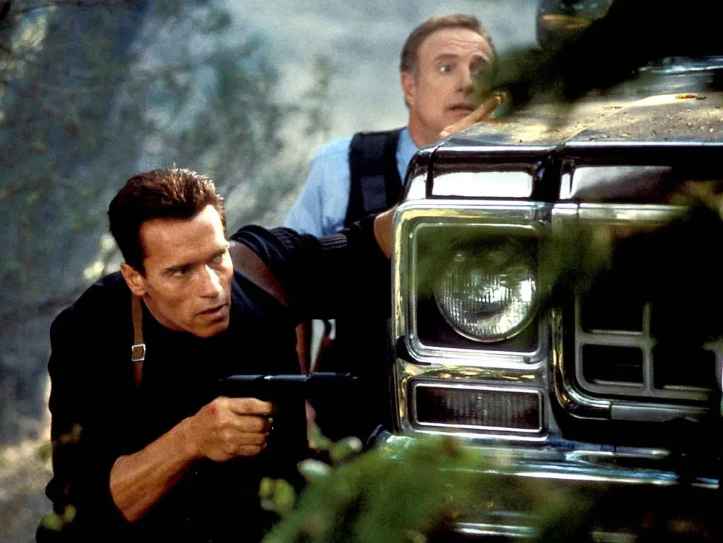 5部实战级别的枪战电影，每一部都很激烈真实！主角枪枪毙命！