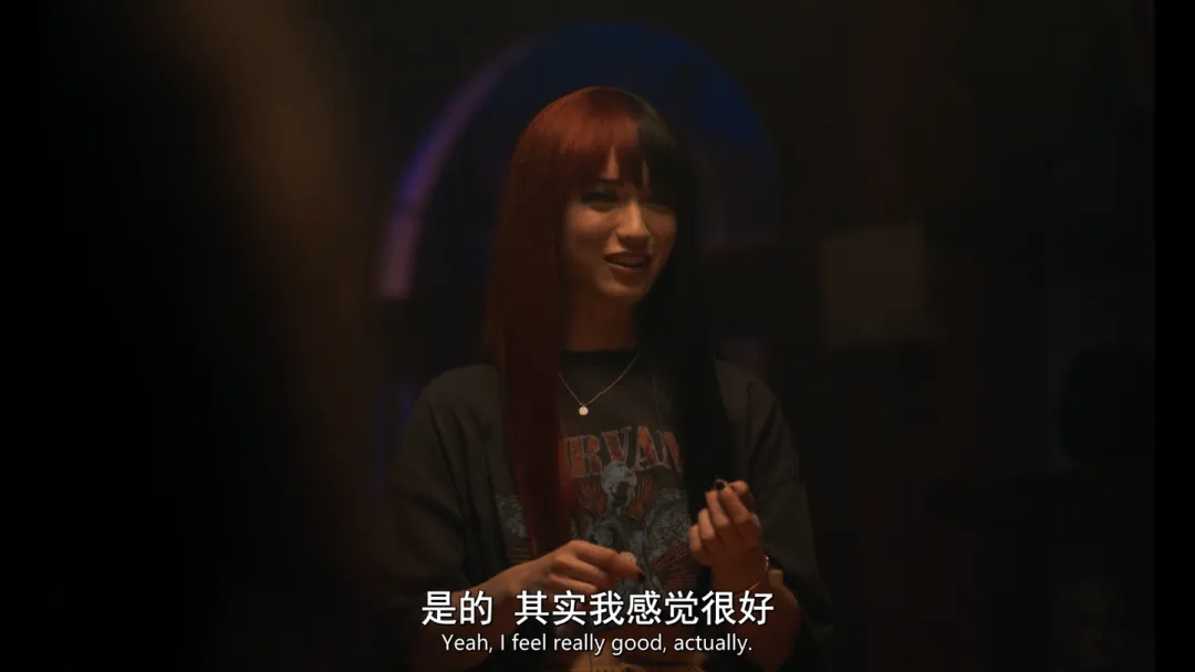 Netflix冷门佳作《开箱灵魂》有创意又烧脑，神婆让一群年轻人互换身体，满足了一些人的私欲！