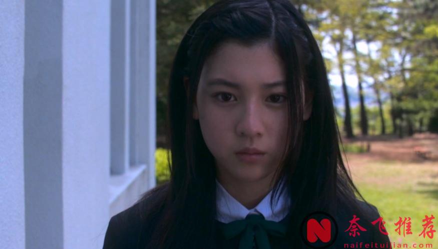 山崎賢人出道劇，8.4分「小田切讓」最撲朔迷離片《熱海的搜查官》