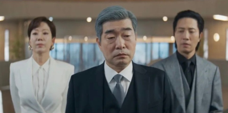 又一部韩国爽剧《新进职员姜会长》，大佬重开的人生，好看也好笑！