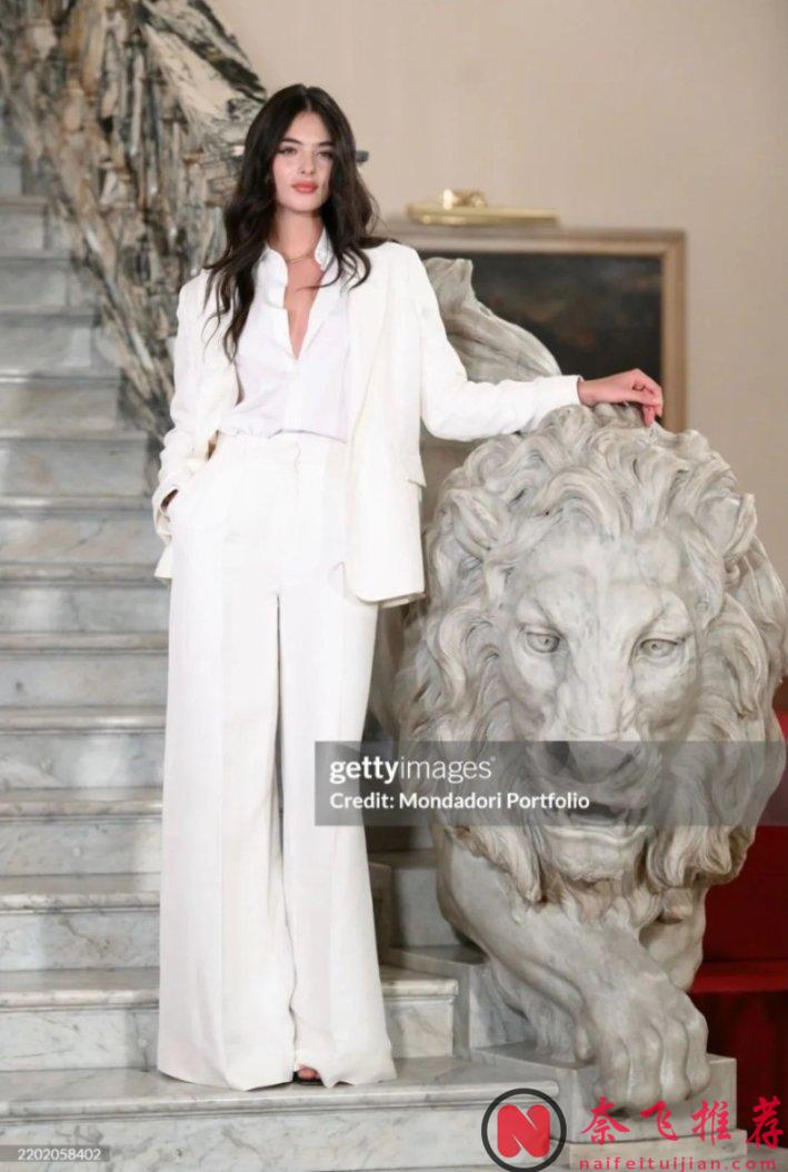 迪士尼公主上映，口碑票房慘敗，Netflix送大家一個“真公主”！