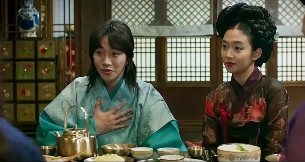 存在硬碟的韓國電影《妓房少爺/朝鮮花美男》，別被限制級片名騙了，內容骯髒又真實