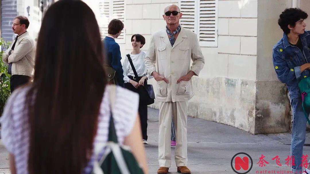 少女與老頭兒的畸形禁忌關係，法國電影《同意》真讓人痛心無比的！