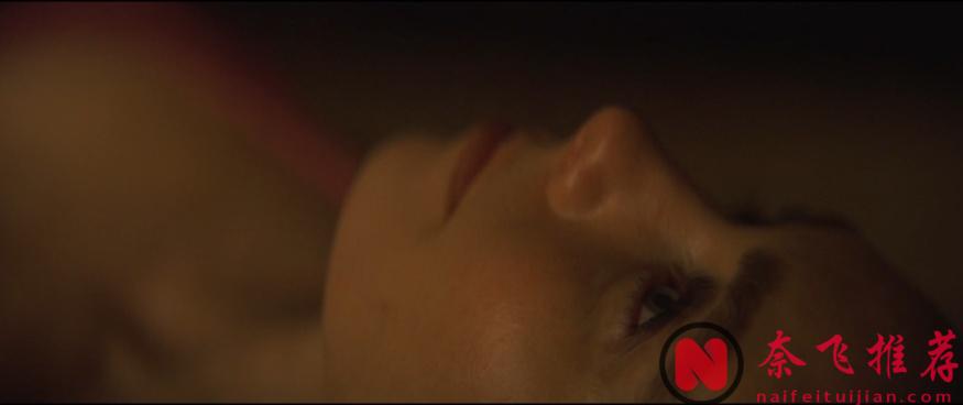 “白寡妇”筹钱之夜，Netflix又炸出一部高能新作《黑夜终至/黑夜总会来》！