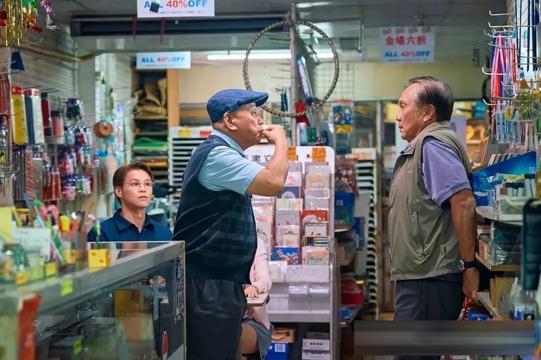 《日落下的彩虹》:十五集、七个单元,ViuTV 把彩虹邨拍成了一句