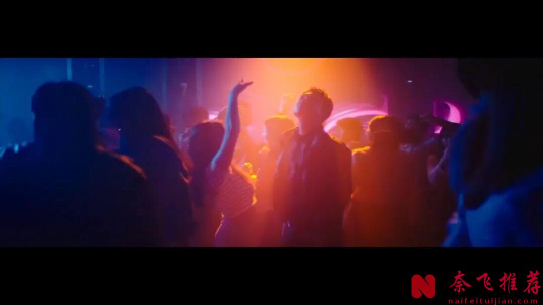 韓國年度黑馬電影《老闆/誰想當老大》，黑幫大佬爆笑大亂鬥，今年看過最瘋狂的一部