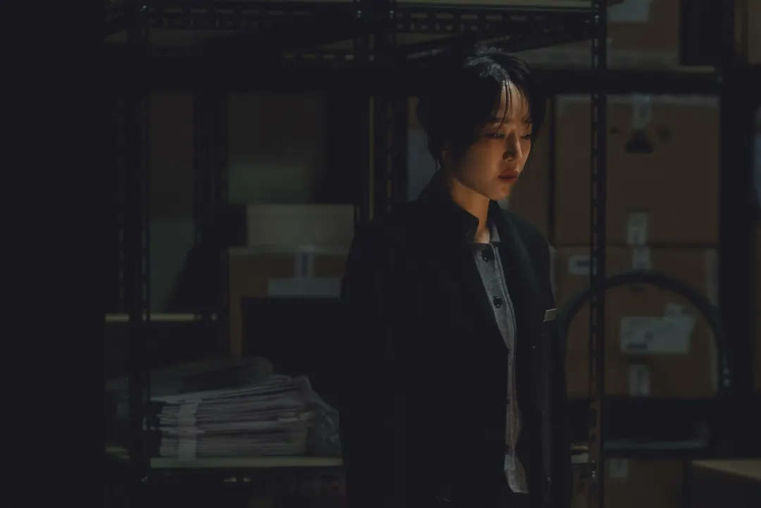 Netflix韩剧《莎拉的真伪人生》:一场恶女骗局里的阶级与欲望