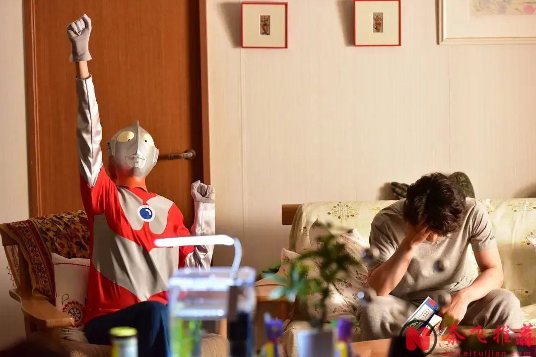 有这样的戏精老婆太幸福了，《每天回家都会看到老婆在装死/我老婆日日都扮死/每天回家老婆都在装死》超温馨！