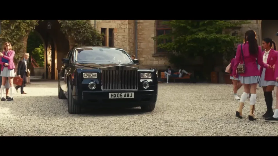 校园青春剧《贵族高中：我们之间的鸿沟》尺度狗血，但还挺好看！