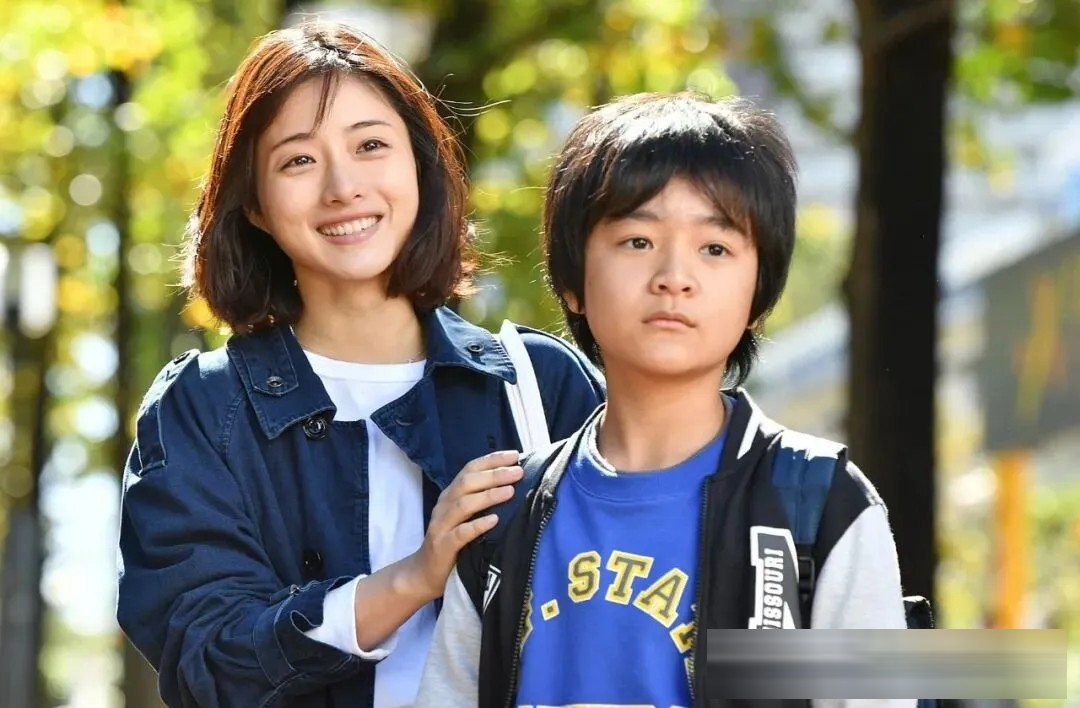 全球悬疑剧TOP10盘点:神探夏洛克、暗黑、漫长的季节等