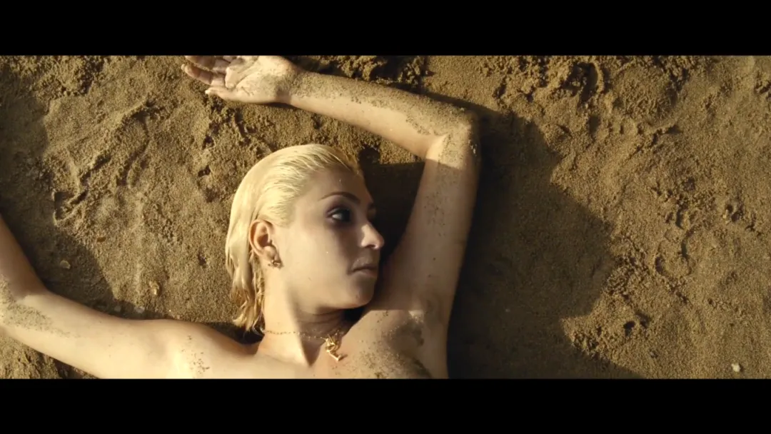 一秒懷孕，半天變老，這部出自驚悚片專業戶導演的尺度詭異神片《老去/詭老》一定要看！