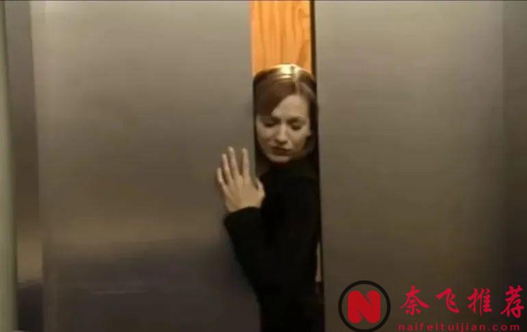 這部9.4分英劇封神之作，許多劇迷心中情景喜劇No.1的《IT狂人》絕對值得一看