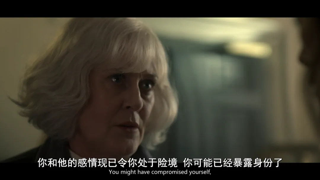 Netflix新上一部充滿懸念和情感深度的諜戰英劇《黑鴿》，王炸陣容值得入坑！