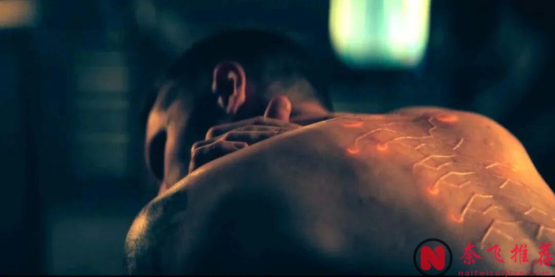 《邊緣世界/末梢/外圍逃殺》：時間是一個莫比烏斯環，腦洞真的大！