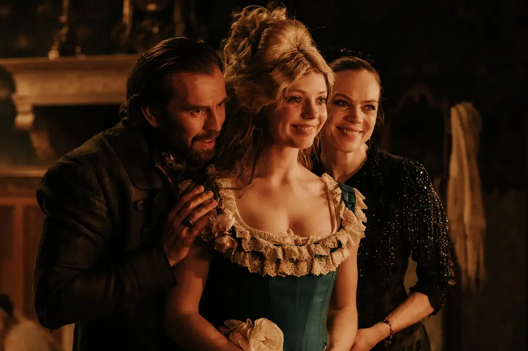 女人爲了變美能付出怎樣的代價，重口味血腥十足的北歐神片《醜陋的繼姐》告訴你！