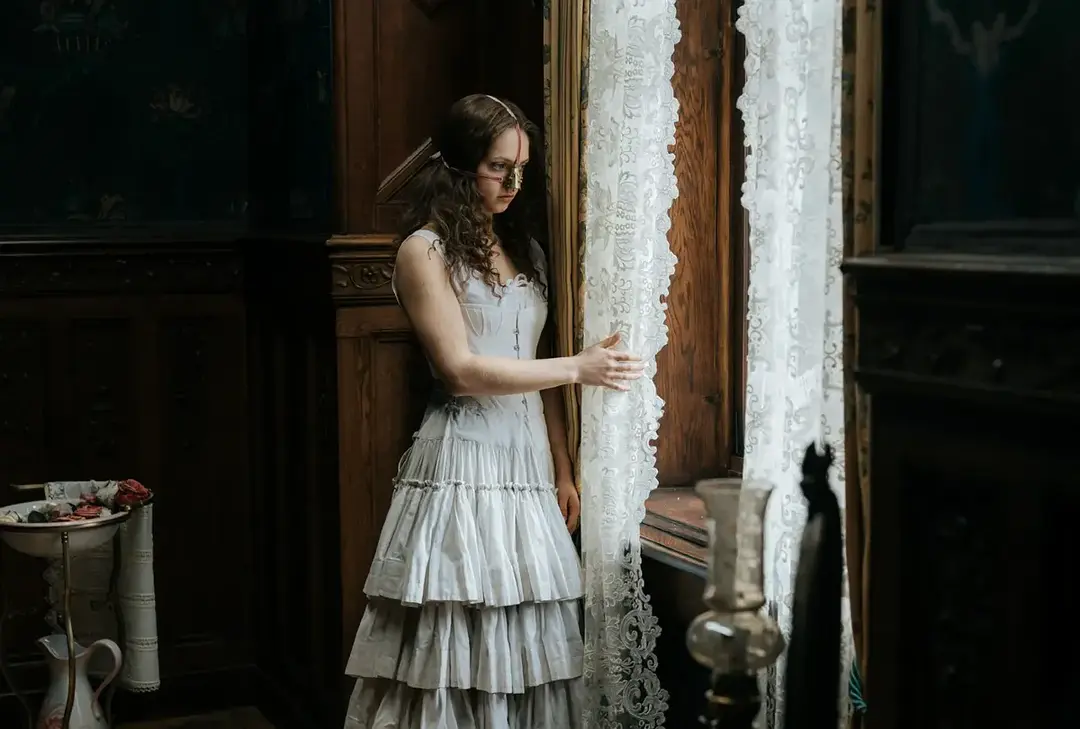 女人爲了變美能付出怎樣的代價，重口味血腥十足的北歐神片《醜陋的繼姐》告訴你！