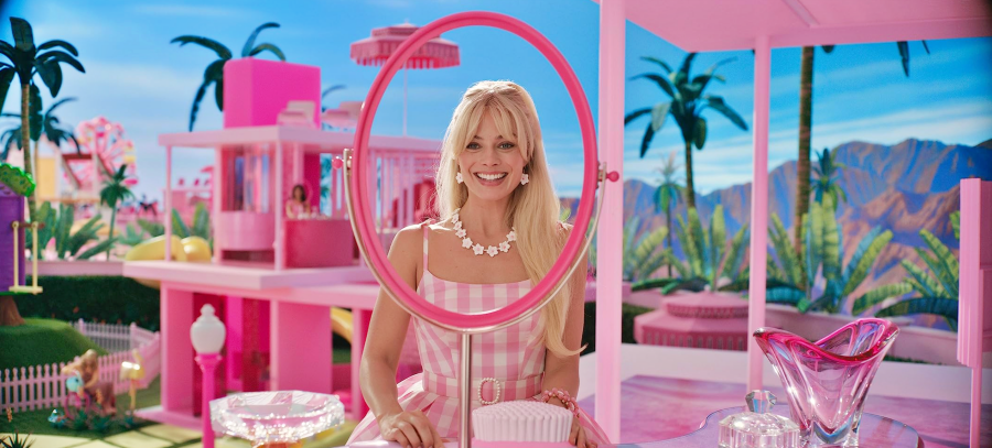 《芭比Barbie》影评｜玛格罗比最美真人芭比娃娃, 天马行空脑洞大开！