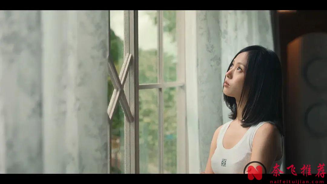 女主的颜值撑起了这部Netflix黑暗心理惊悚剧《无声蛙鸣》！