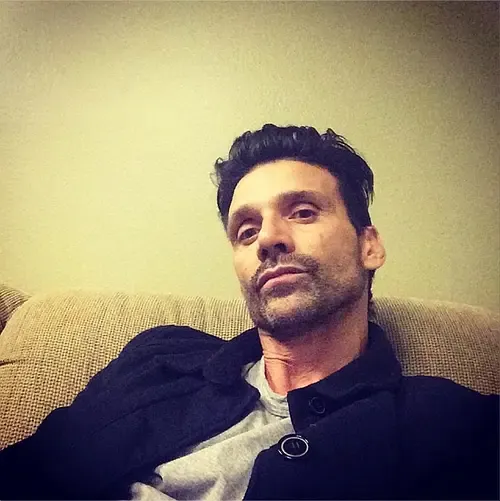 78岁老汉偷袭，高分黑帮爽剧《塔尔萨之王/堪萨斯城黑帮》第二季闪电归来