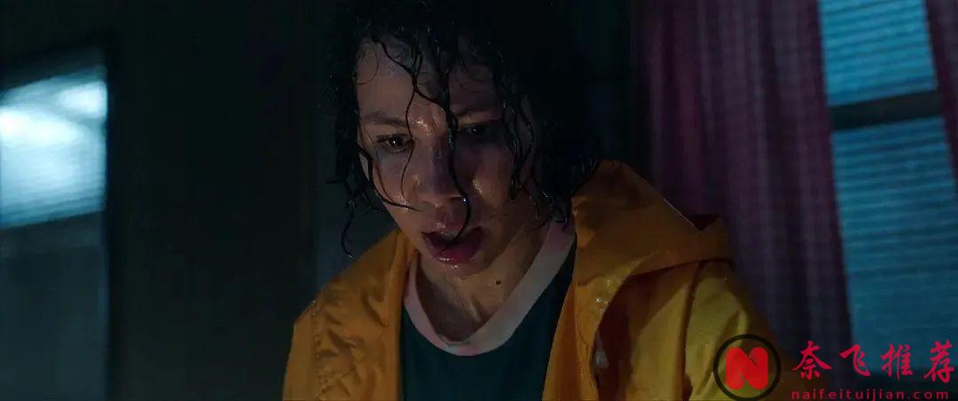 网飞R级惊悚动作电影《孤岛寻踪/卢》，硬核厮杀，大饱眼福！