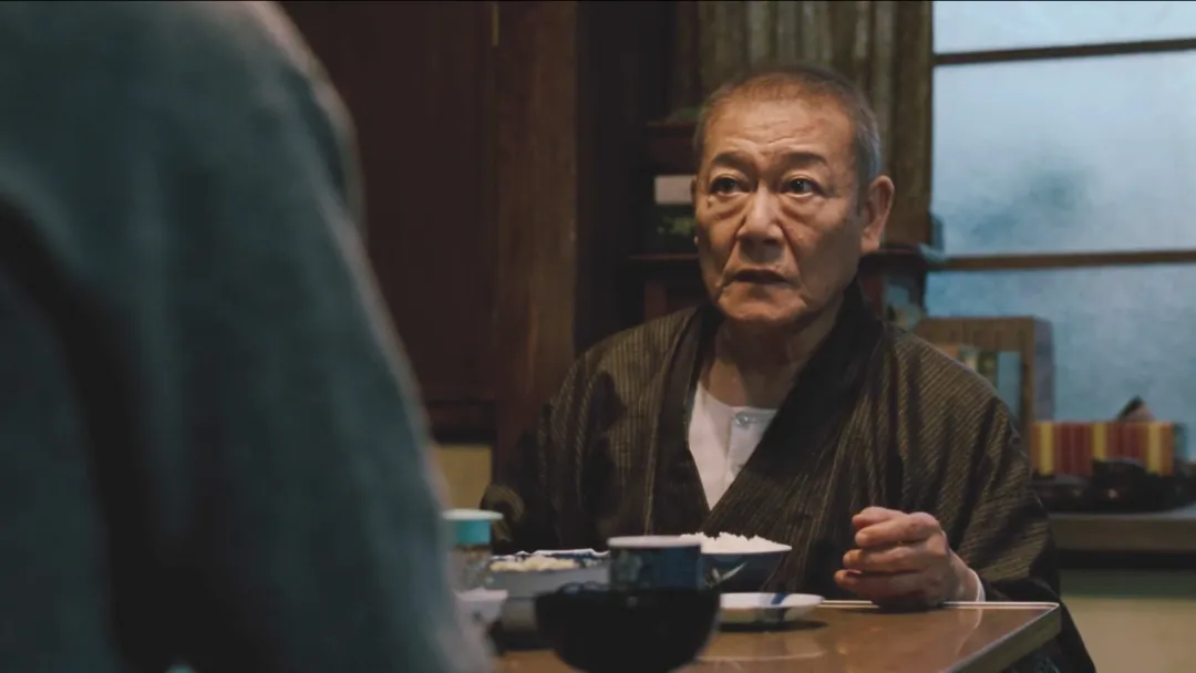 Netflix開年放出著名導演「是枝裕和」的最新日劇《宛如阿修羅》，一口氣刷完！