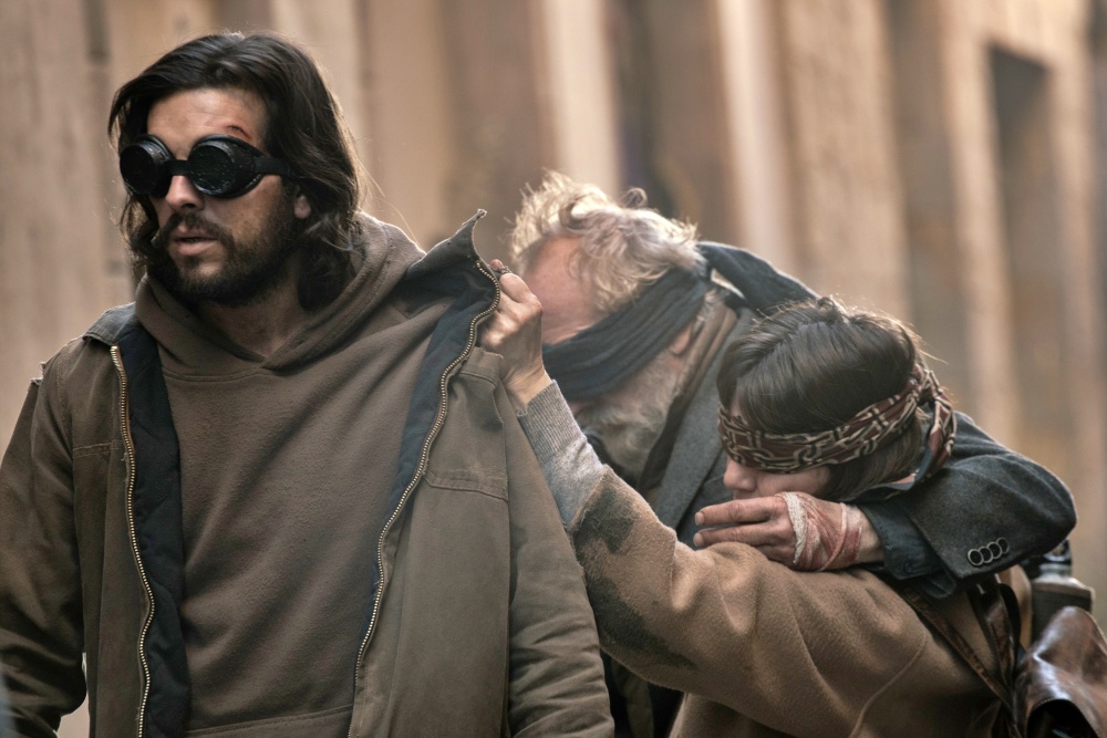 蒙上你的眼：逃出巴塞罗那 Netflix影评｜衍生外传电影全新视角, 反派人类成故事主角！结局藏经人彩蛋！