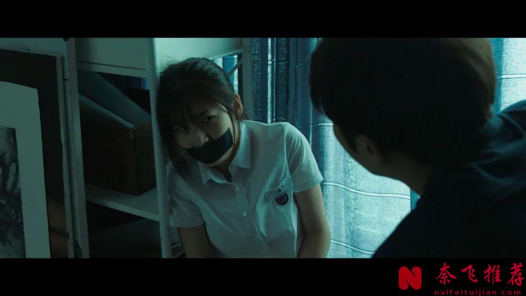 硬汉爽片《邻里的人们/恶邻布局》，退役拳王徒手惩奸除恶，还是韩国电影敢拍