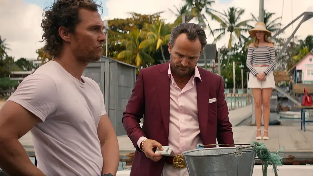 《驚濤迷局/驚濤佈局》這部電影影帝犧牲很大，安妮·海瑟薇/安妮·夏菲維是亮點