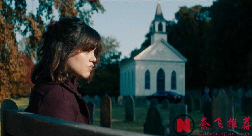 蟬聯多周票房冠軍的《怪奇大法師/譁鬼家族Beetlejuice‎/陰間大法師Beetlejuice》推薦觀看！