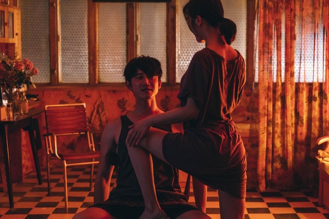 2023大尺度Netflix情慾片單：10部超火辣影集、撩人電影，適合重口味愛刺激的你！