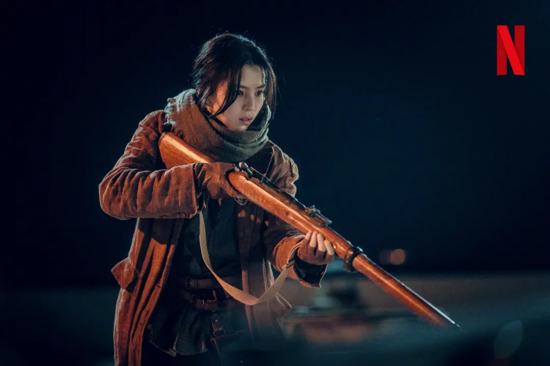 丧尸风暴再袭！Netflix烧钱巨制《京城怪物》第二季9月强势回归，剧情迎重大调整！
