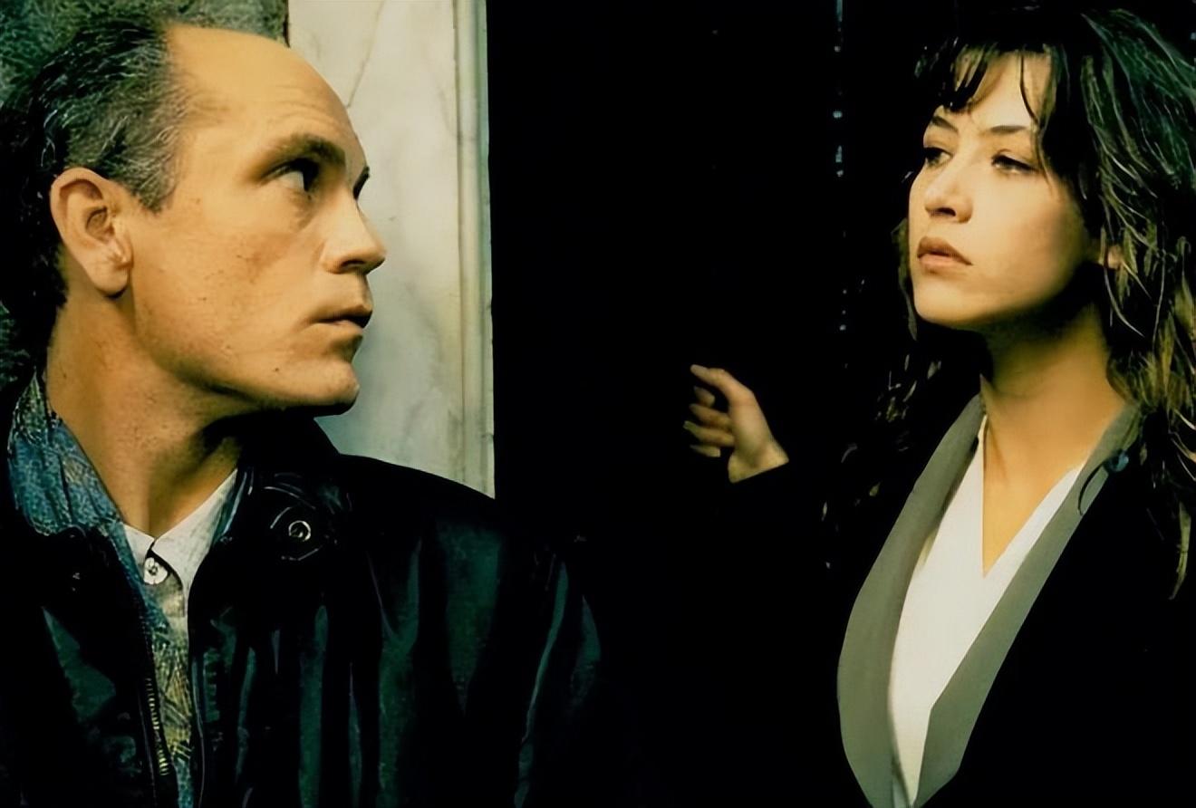 10部法國出品的大尺度電影，真是好看又養眼，別說你一部沒看