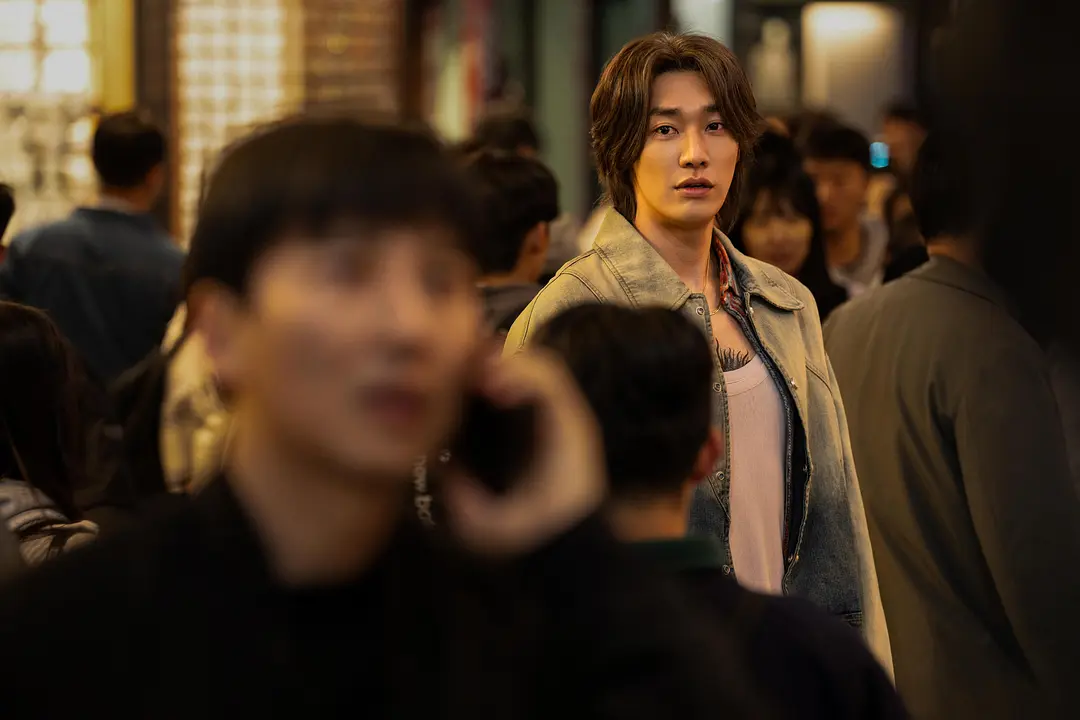年度暴爽韩剧《枪口彼端/触发》，连刷全集，Netflix还是这么生猛敢拍