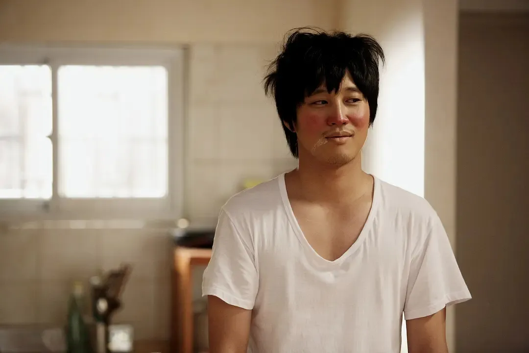 20萬人打出8.6高分，韓國電影神作《開心家族/開心鬼上身/開心遇鬼》，看哭所有人