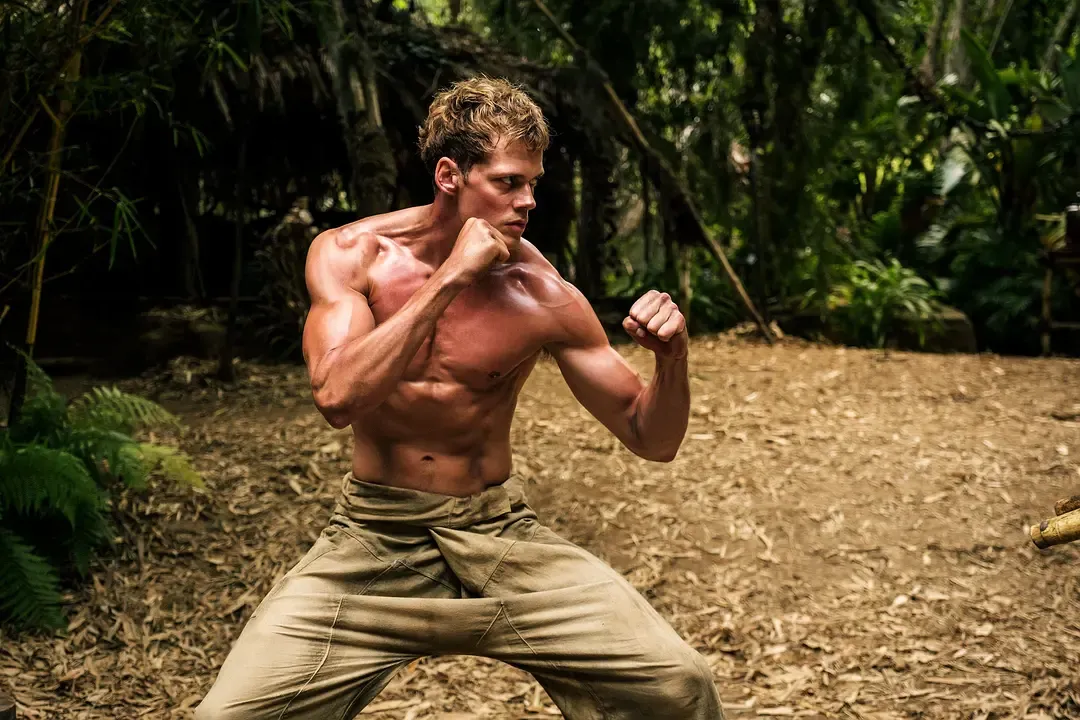 暴力美學紅色滿天飛，又一部限制級硬核爽片《滅世男孩/隊冧全世界》來襲