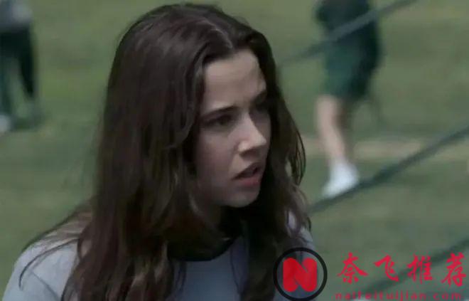 最讚的校園青春美劇《怪胎與書呆》,任何人都能在此劇中找到屬於自己的青春記憶！