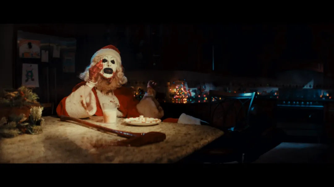 口碑票房黑马《断魂小丑3/刽乐小丑3》！却极度令人生理不适！