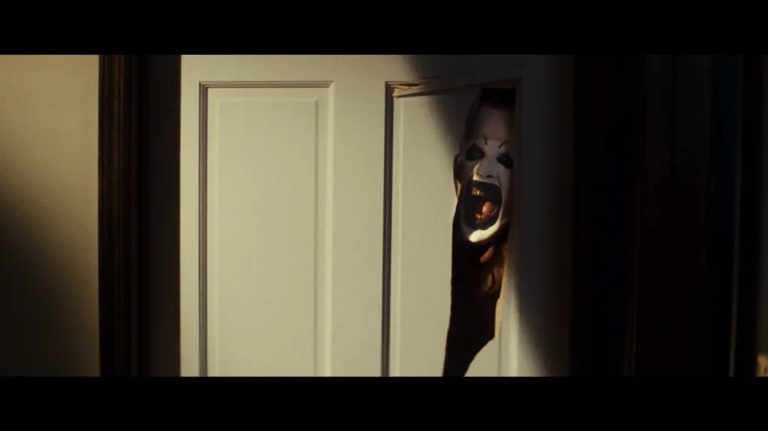 口碑票房黑马《断魂小丑3/刽乐小丑3》！却极度令人生理不适！