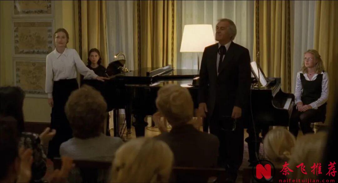 內容大膽又瘋狂，這部禁忌虐心的愛情電影《鋼琴教師》，真的太敢拍了