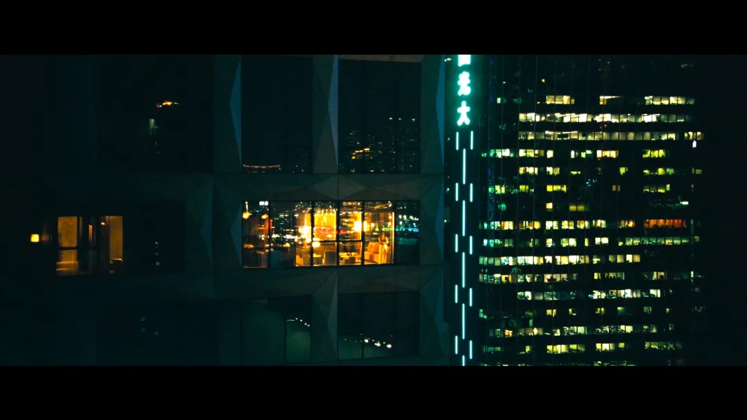 法國經典小說改編的尺度拉滿的《艾曼紐/艾曼紐2024》，卻被狂打差評！