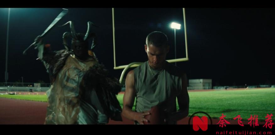 《逃出绝命镇/访‧吓》导演乔丹·皮尔最新R级恐怖片《他/王者》，又一年度尺度黑马来了！