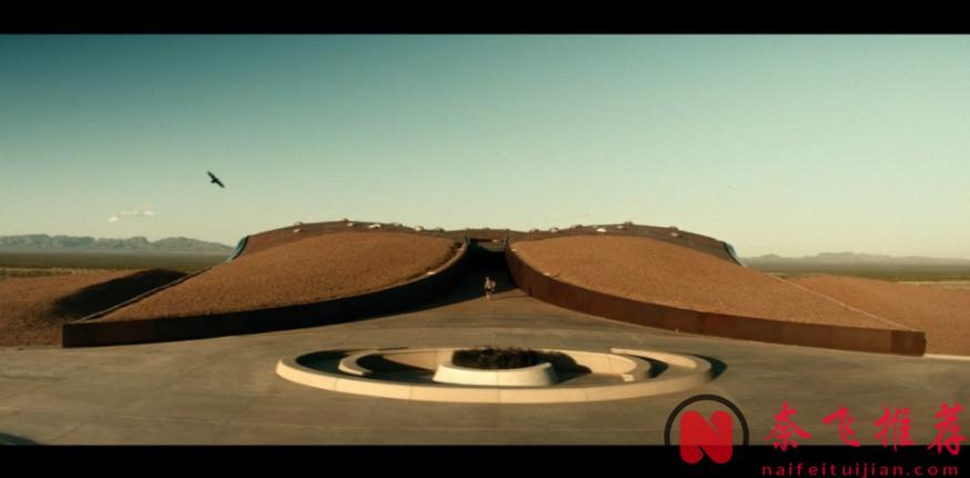 《逃出绝命镇/访‧吓》导演乔丹·皮尔最新R级恐怖片《他/王者》，又一年度尺度黑马来了！