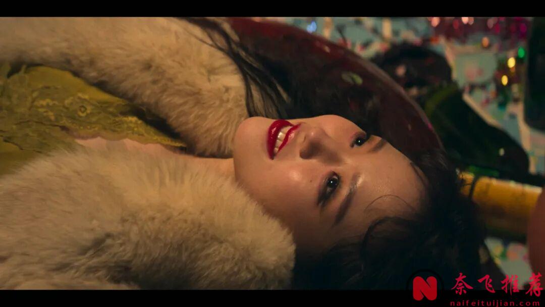 又来一部Netflix韩国原创新剧《爱麻夫人热映中》！尺度太猛，这剧全程看得脸红心跳！