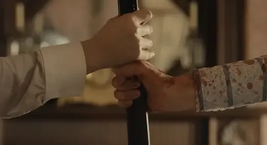 Netflix R級犯罪恐怖劇《怪物：麗茲·波頓的故事》迎來首位“女怪物”！