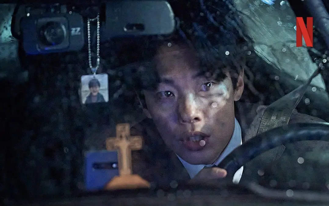 2025Netflix韓國最新驚悚片《來自誰的啟示》，全程緊張、懸念迭起，究竟是神的啟示，還是人心作孽？