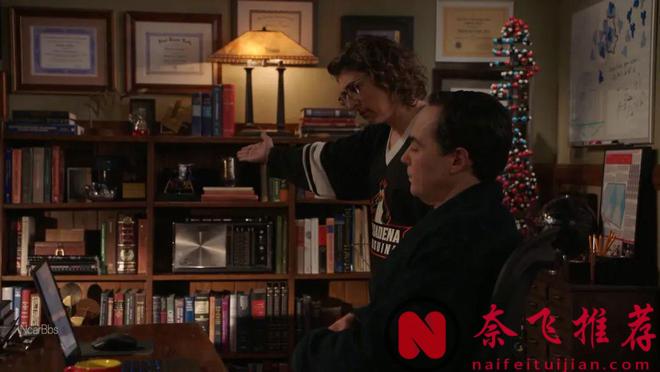 《小謝爾頓/少年謝耳朵》以9.5的高分落幕，伴隨我們多年的劇又少了一部！